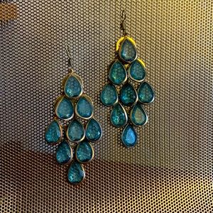 Green raindrops earrings